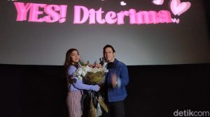 Jordi Onsu Sewa Satu Studio Bioskop untuk Nyatakan Cinta ke Frislly Herlind