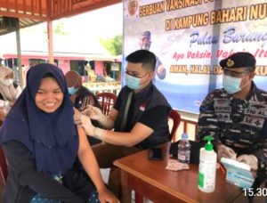 TNI AL Gelar Vaksinasi Tahap 2 Untuk Warga Pulau Burung Tanbu