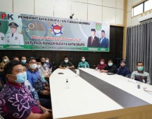 Jajaran Pemkab Tanbu Ikuti Webinar Survey Penilaian Integritas