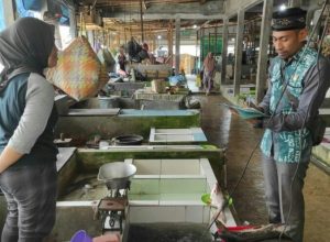 Pasar Niaga Bersujud dan Pasar Sudan Raya Target Validasi Timbangan Oleh Pemkab Tanbu