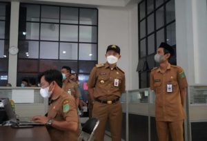 Pasca Libur, Sekda Tanbu Sidak Ke Sejumlah SKPD Tidak Temukan Pelanggaran Disiplin Pegawai