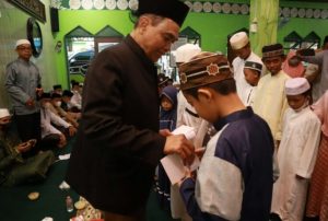 Bulan Ramadan 1443 H, Bupati Zairullah Safari Kunjungi Sejumlah Desa