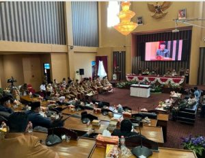 Sekda Tanbu Hadiri Rapat Persetujuan Dua Raperda Oleh DPRD