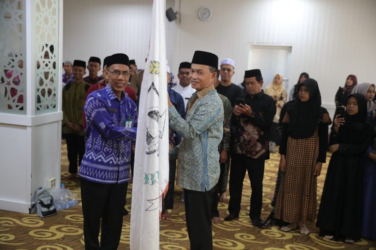 Pemkab Tanbu Mewisuda Kafilah Menuju MTQN Kalimantan Selatan ke-34