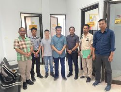 Dua WNA China di Tanah Bumbu Diserahkan ke Kantor Imigrasi karena Ketidaklengkap Dokumen Keimigrasian