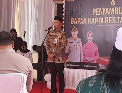 H. Ambo Sakka Haidiri Upacara Pisah Sambut Kapolres Tanbu