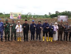 Gerakan Penanaman Pohon Massal Meriahkan Kawasan Industri Batulicin