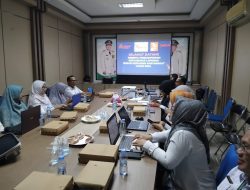 Pemkab Tanbu Dampingi Penyusunan Laporan SKM
