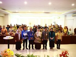 Mengasah Keterampilan Komunikasi, Disdukcapil Tanbu Adakan Bimtek untuk Operator Pelayanan