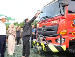 Dukung Pelayanan Publik, Bupati Zairullah Distribusikan Mobil Operasional ke SKPD