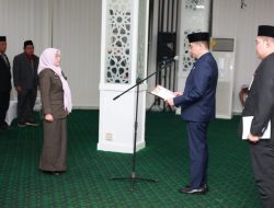 Dini Hari, Bupati Andi Rudi Latif Mendadak Kukuhkan Yulian Herawati Jadi Plh. Sekda Tanbu
