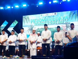 Ribuan Warga Padati Tabligh Akbar di Pantai Pagatan, Bupati Soroti Nilai Budaya dan Religius