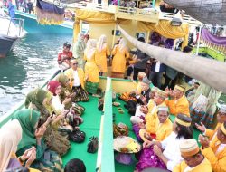 Prosesi Adat Mappanre Ri Tasi’e 2025 Digelar di Pagatan, Lembaga Adat Ogi Ajak Syukuri Hasil Laut