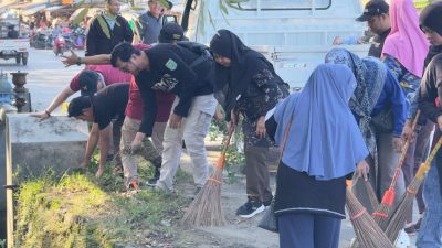 Pemkab Tanah Bumbu Gelar Aksi Bersih untuk Wujudkan Lingkungan Bersih dan Nyaman
