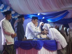 Bupati Andi Rudi Latif Hadiri Pelepasan Santri, Sampaikan Pesan Penguatan Karakter dan Ilmu