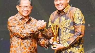 Bupati Tala H. Rahmat Trianto Raih Penghargaan Nasional dari Mendagri atas Produktivitas Pertanian