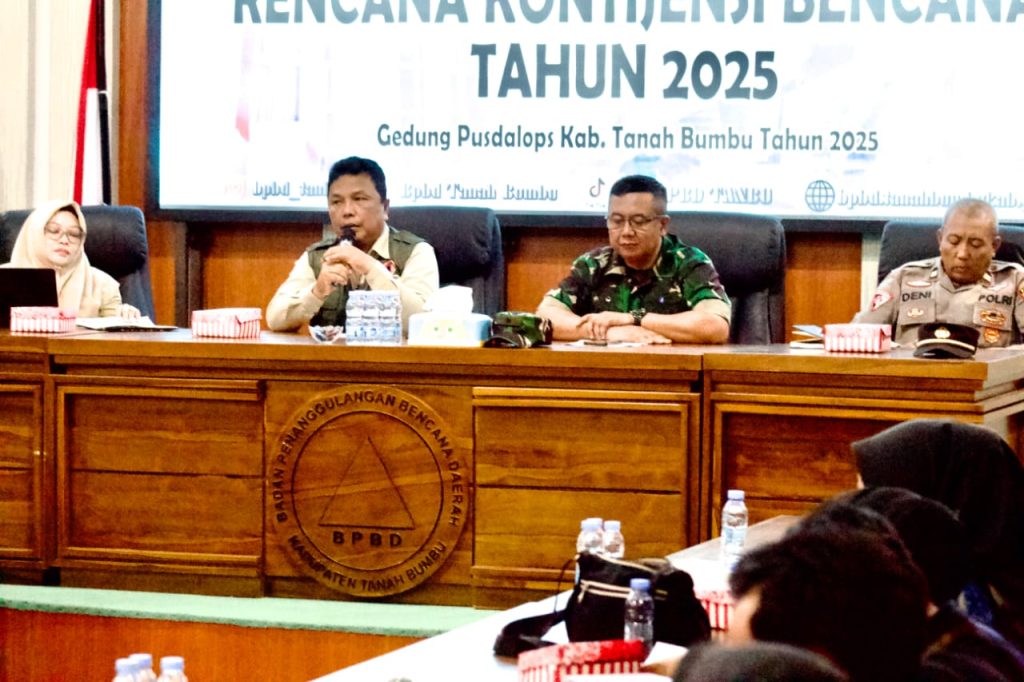 Pemkab Tanah Bumbu gelar FGD penyusunan Rencana Kontinjensi Bencana 2025–2027 di Posdalops BPBD, Kamis 14 Agustus 2025