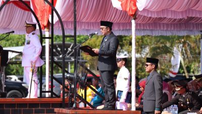 Pemkab Tanah Bumbu gelar upacara HUT ke-75 Kalsel dan Hari Veteran Nasional 2025 di halaman Kantor Bupati Batulicin, Kamis 14 Agustus