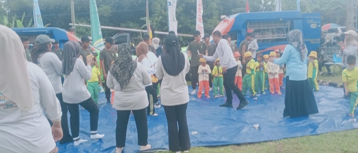 Kepala Desa Kersik Putih, Rudi Hartono, dukung Aksi Sinergi Pemkab Tanah Bumbu di Batulicin, September 2025