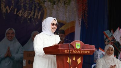 TP PKK Tanah Bumbu gelar sosialisasi pola asuh anak di Ponpes Al Istiqomah Mantewe, Kamis 18 September 2025