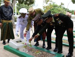 Ziarah TMP Matone, Bupati Tanah Bumbu Peringati Hari Pahlawan