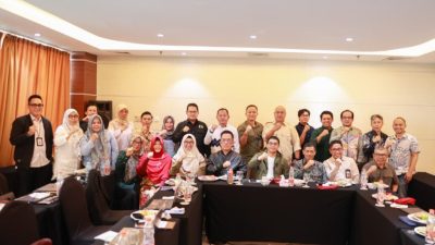 Bupati Tanah Bumbu Andi Rudi Latif dorong penguatan SDM dan ekonomi daerah melalui rapat strategis TP2D terarah berkelanjutan