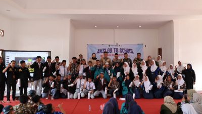 Kegiatan Sinergitas Merah Putih Tanah Bumbu edukasi pelajar tentang kebangsaan, hukum, anti narkoba, literasi digital, dan perlindungan anak.