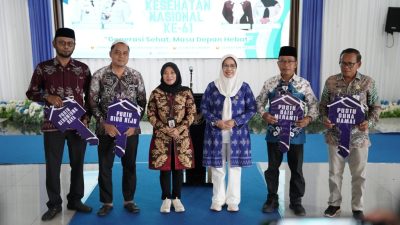 Pemkab Tanah Bumbu peringati HKN ke-61 dengan layanan kesehatan gratis serta penyerahan empat Puskesmas Pembantu desa untuk masyarakat
