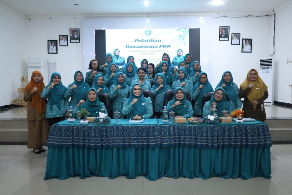 Ketua TP PKK Tanah Bumbu buka Pelatihan Dasawisma dan bahas laporan tahunan 2026 di Batulicin tingkat kabupaten