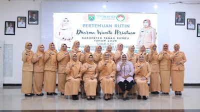 DWP Kabupaten Tanah Bumbu menyelenggarakan pertemuan rutin yang dirangkai dengan sosialisasi pencegahan kecanduan smartphone pada anak