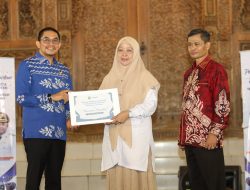 Bupati Tanah Bumbu Apresiasi Kontribusi Mahasiswa ULM dalam Program KKN Tematik Lingkungan Hidup