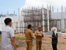 Bupati Kotabaru Cek Pembangunan Perkantoran Sebelimbingan, 10 Gedung Baru Disiapkan 2027