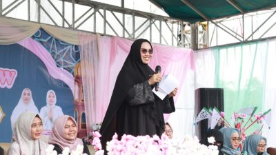 Ketua TP PKK Tanah Bumbu Hadiri Maulid Nabi di Angsana, Tekankan Teladan Rasulullah SAW